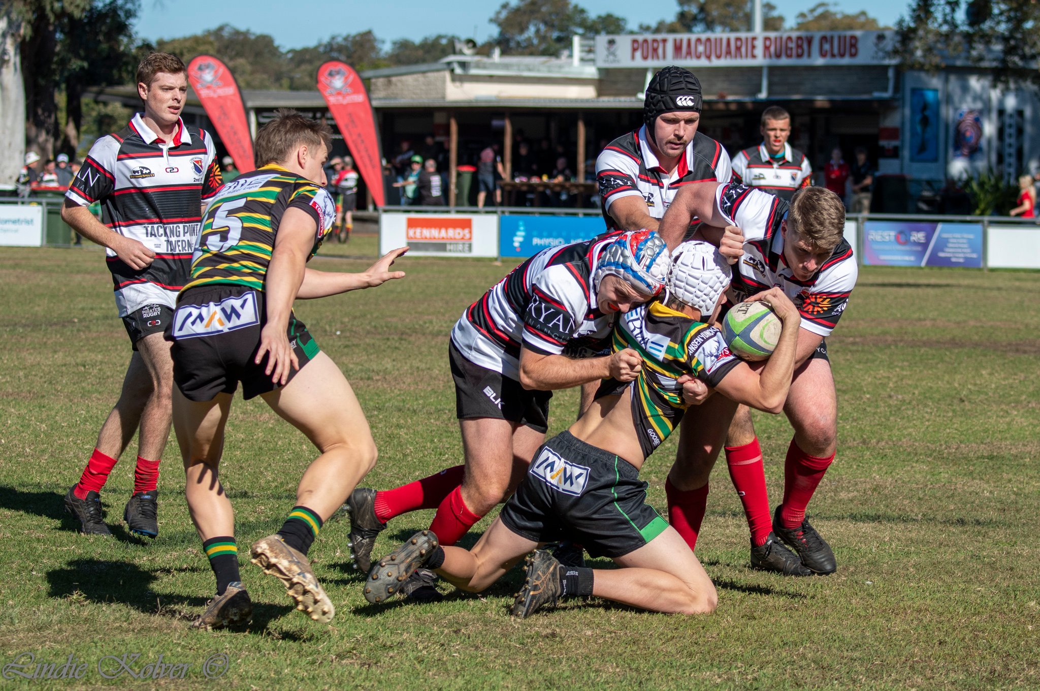 Reserves Vikings vs Pirates (46 of 576).jpg