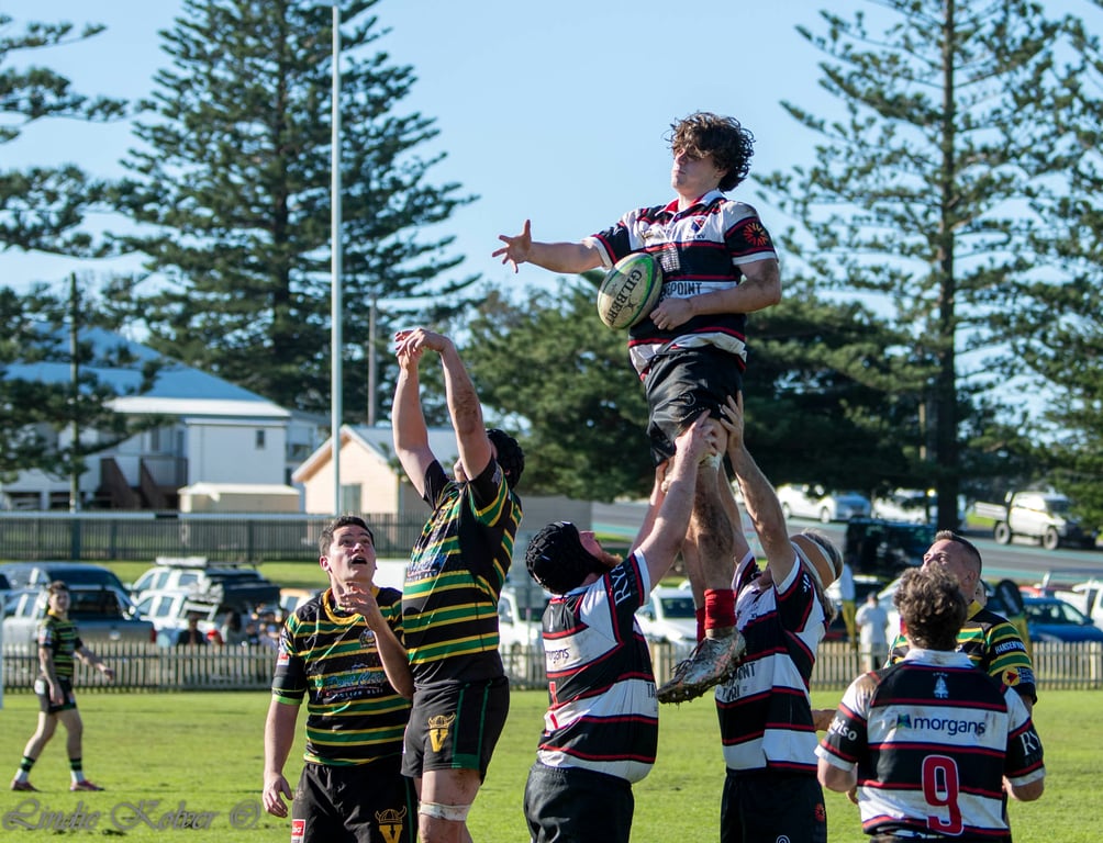 Reserves - Vikings vs Pirates (126 of 239).jpg
