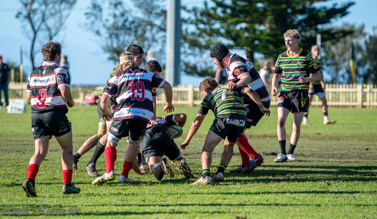 Reserves - Vikings vs Pirates (158 of 239).jpg